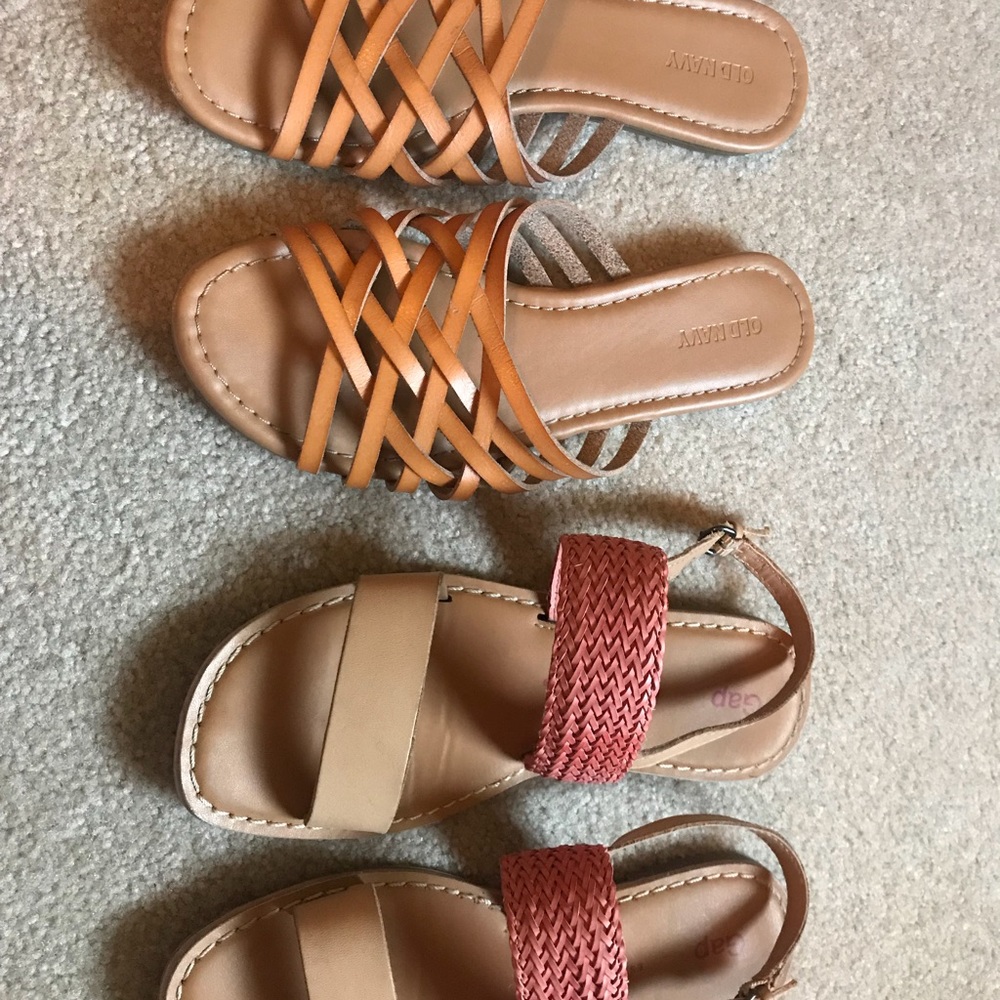 Sandals - SOLD - Picture 2 of 2